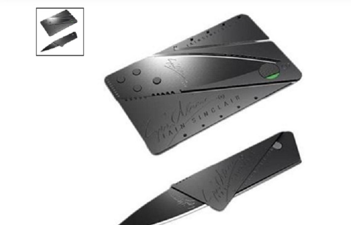 Coltello a carta di credito sequestrato a Siracusa