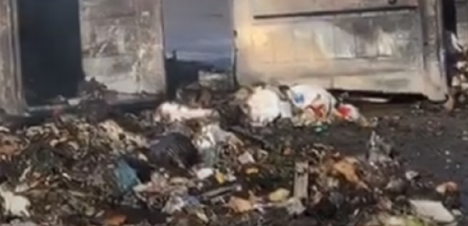 ancora incendi rifiuti a Palermo