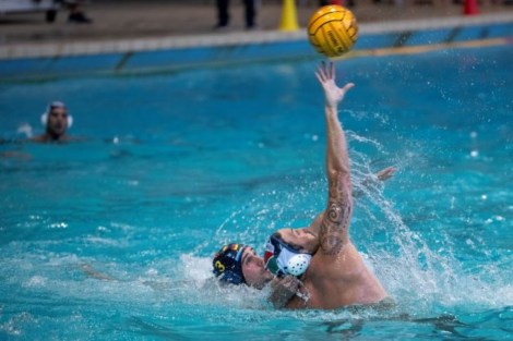 Il capitano del Telimar, Francesco Lo Cascio, in azione a Salerno