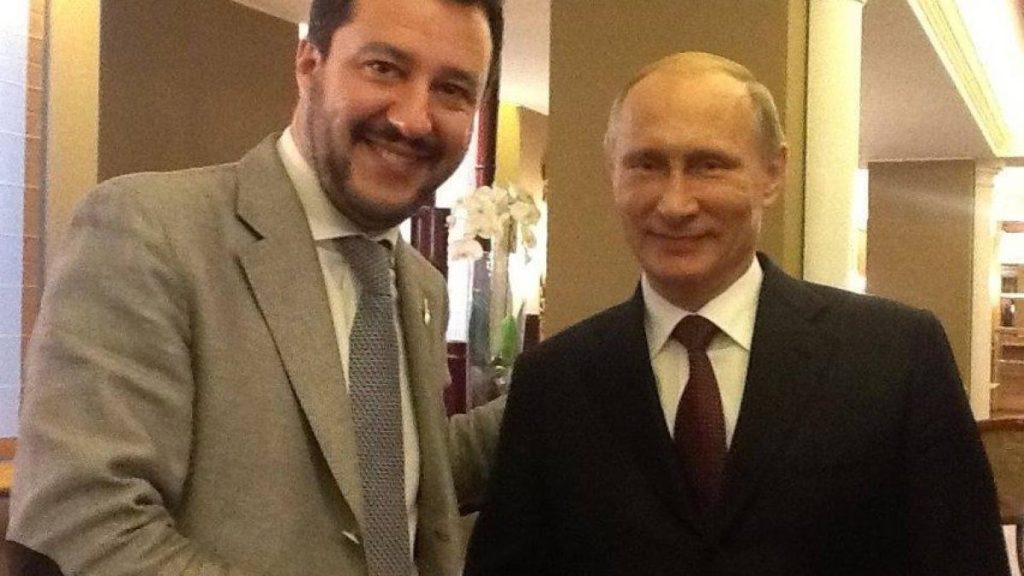 Matteo Salvini e Vladimir Putin.