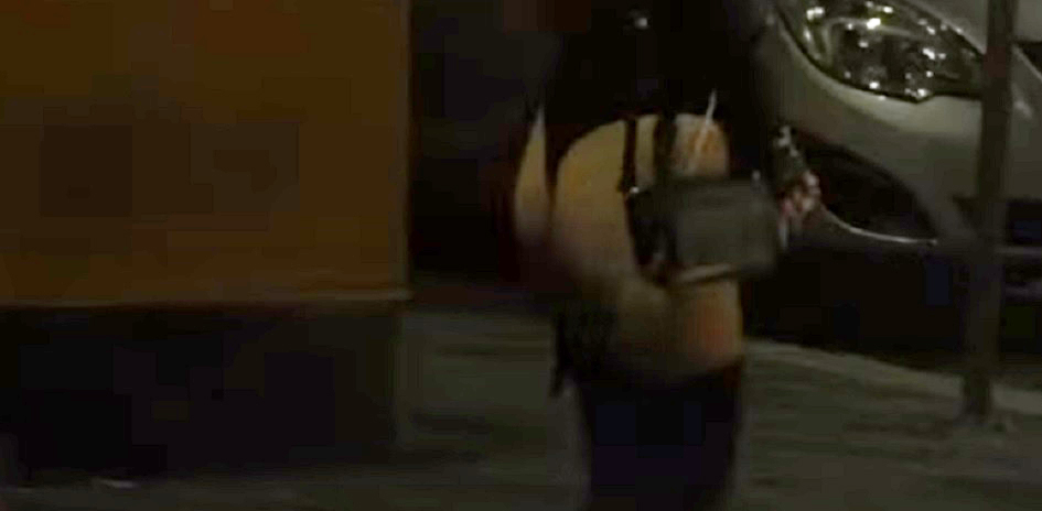 Scoperta casa a luci rosse