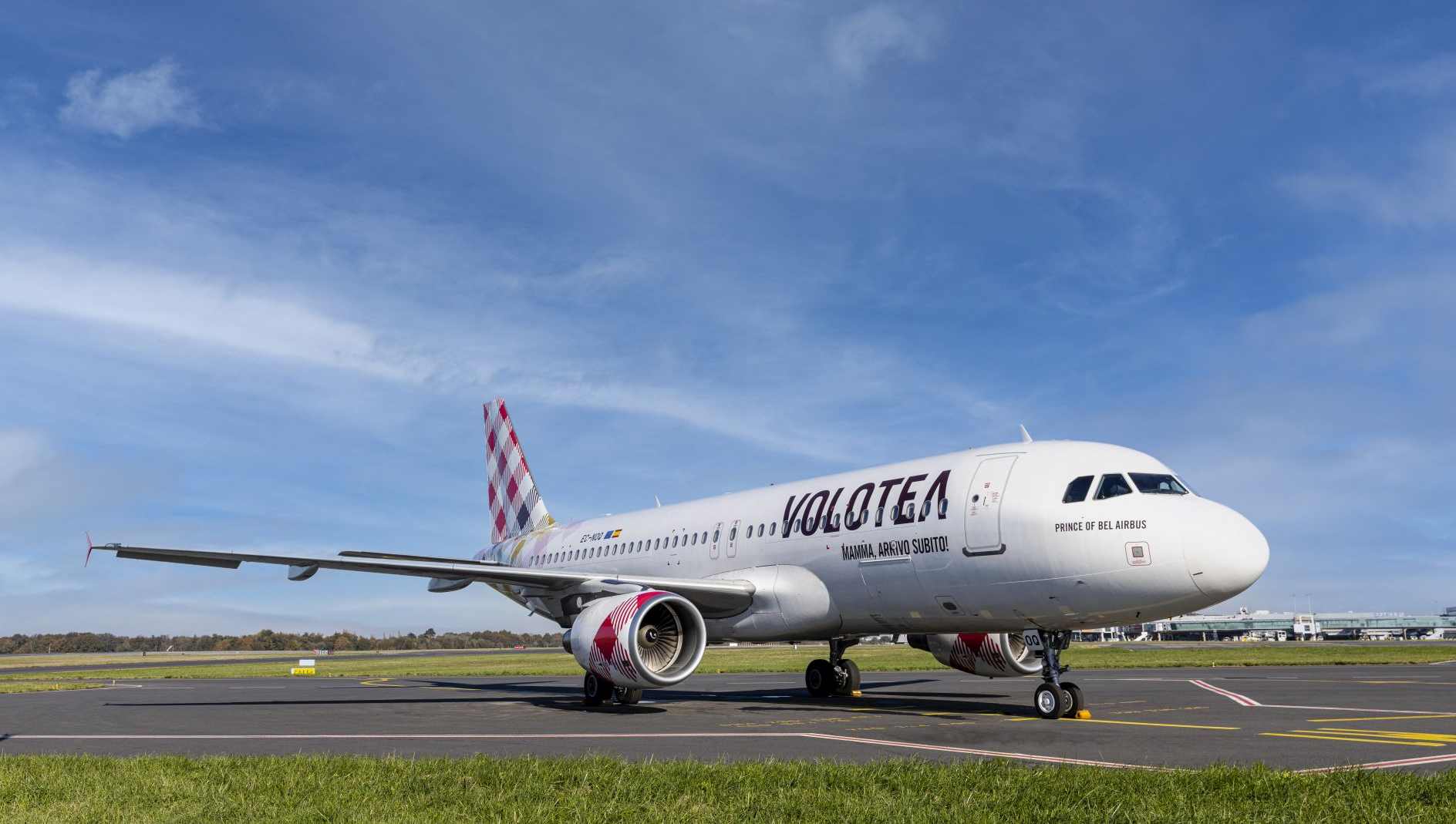 Volotea anuncia la conexión Palermo-Lourdes, a partir del 2 de julio -  SicilyLab
