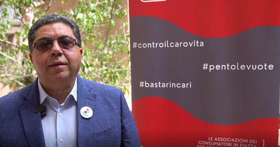 Sit in contro il carovita in prefettura
