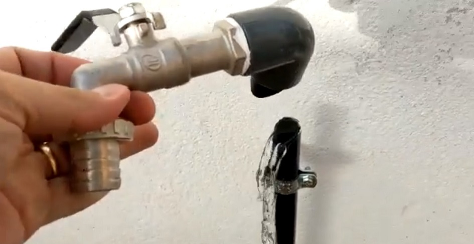 Vandalizzato ancora il parco giochi no social