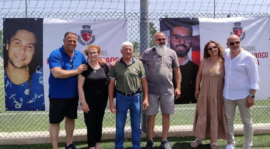 Il memorial sui due giovani angeli di Terrasini