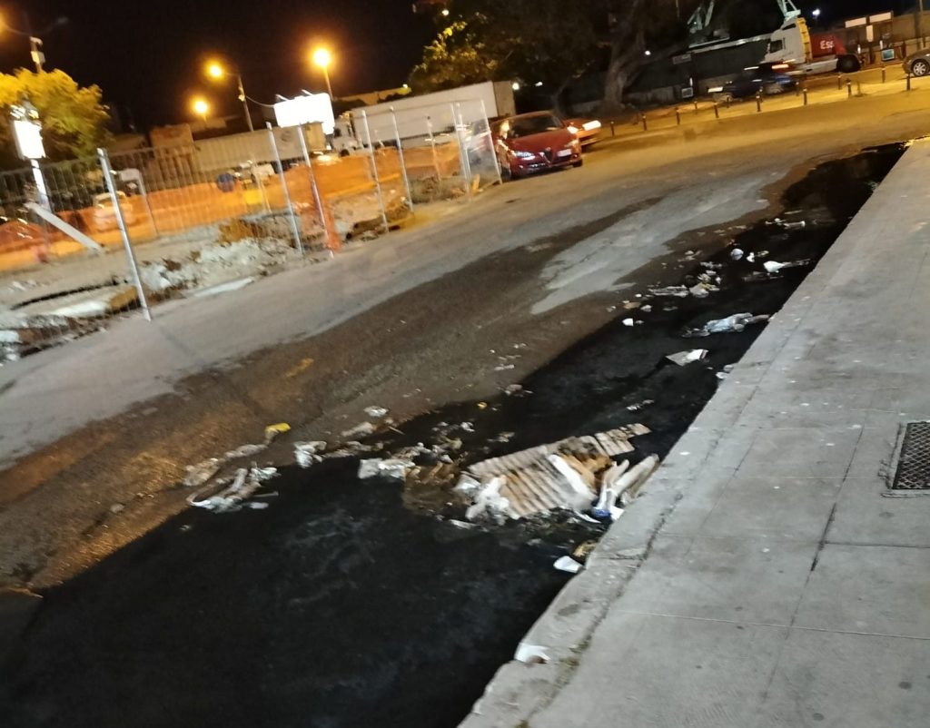 Borgovecchio, acqua di fogna in strada