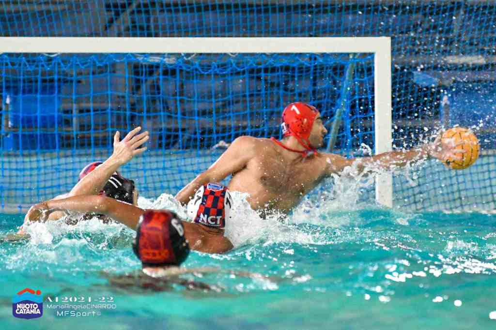 Il portiere Enrico Caruso rimane alla Nuoto Catania