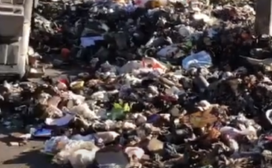 incendi ai rifiuti in continuazione a Palermo