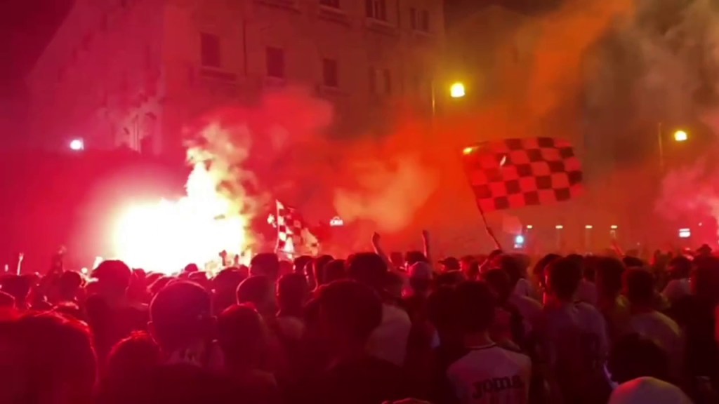 festa tifosi Palermo in centro città