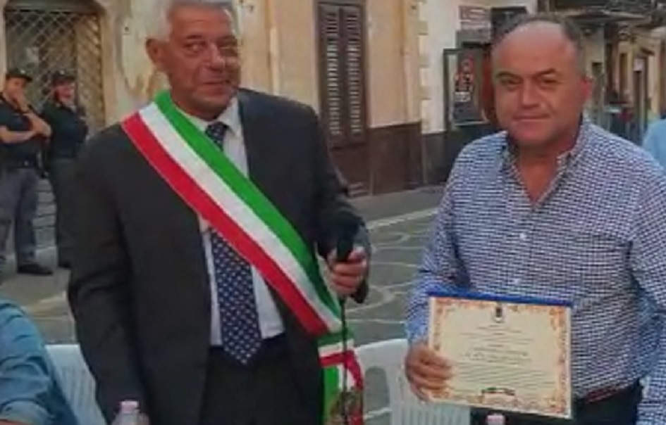 Consegnata la cittadinanza onoraria al procuratore Gratteri