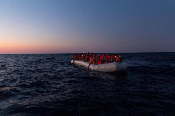 Continuano gli sbarchi di migranti a Lampedusa