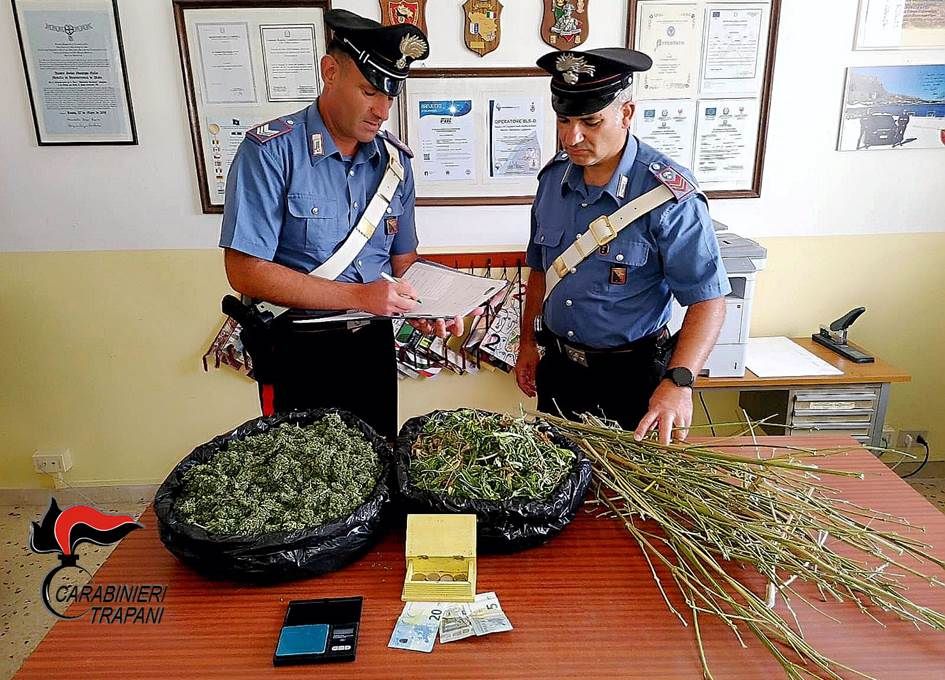 Scoperta droga in un casolare di Misiliscemi