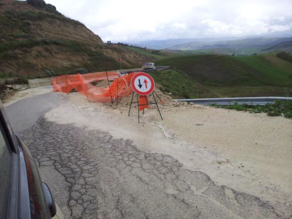 Strada provinciale Mussomeli-Caltanissetta, dalla Regione 13 milioni di euro per la viabilità