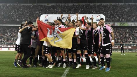 Palermo promosso in serie B 