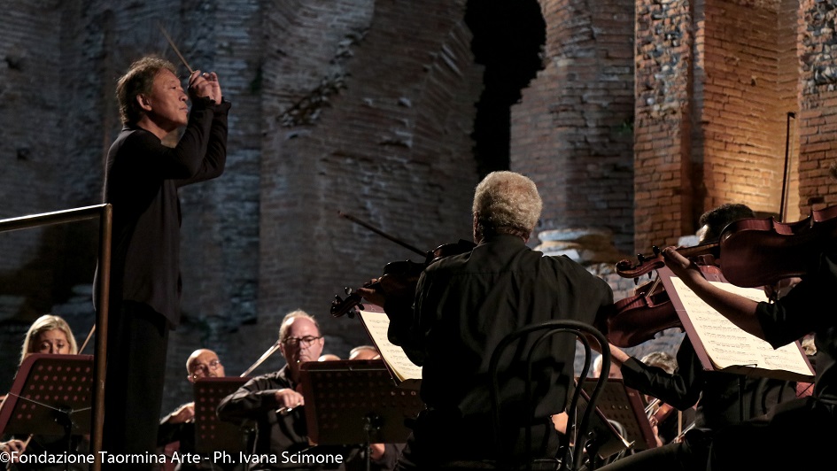 Al Teatro Antico il ritorno dell'orchestra Santa Cecilia