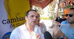 Elezioni Regionali 2022, De Luca ammette la sconfitta, “Hanno perso i siciliani”