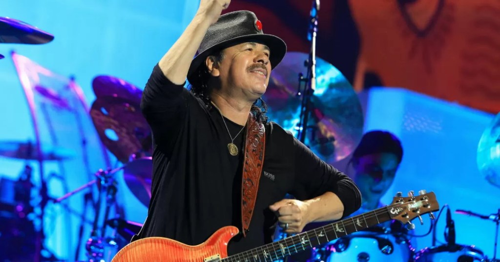 Carlos Santana, leggenda della chitarra, ha avuto un malore durante un concerto negli USA.