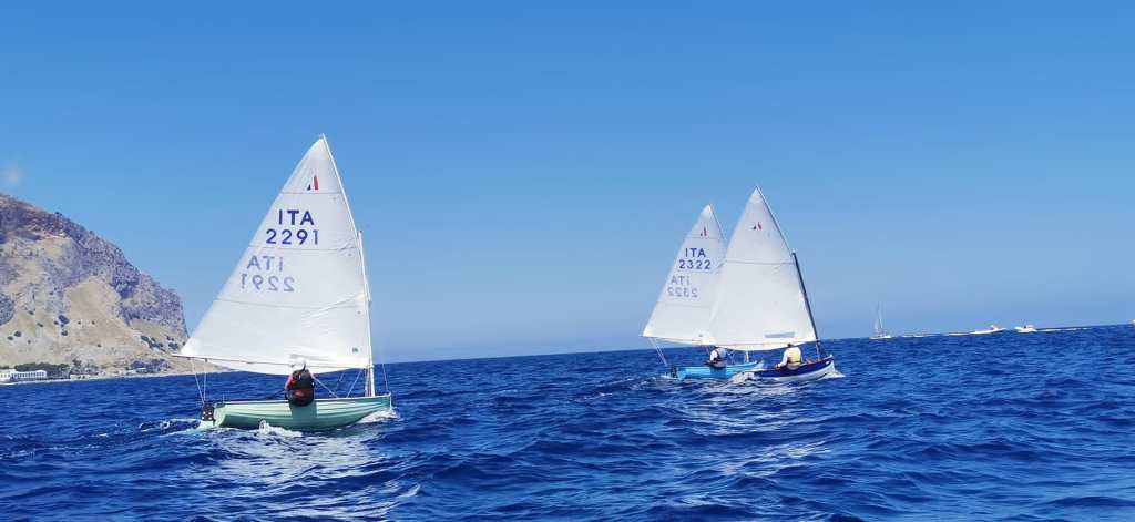 Dinghy, campionato zonale