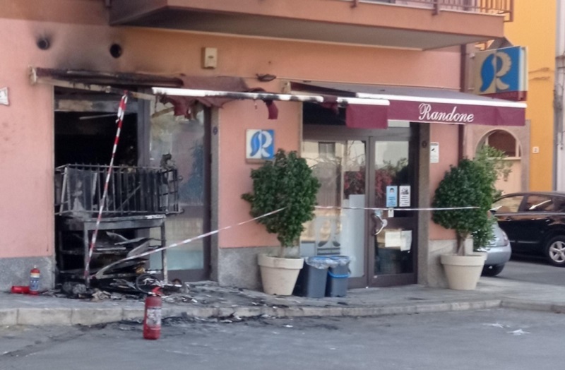 L'incendio al panificio di Floridia