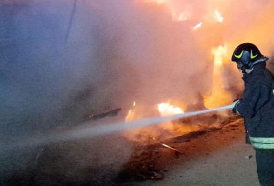 Incendi a rifiuti a Palermo e provincia anche questa notte