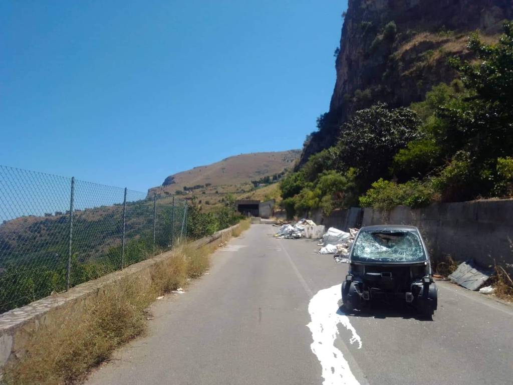 Discarica sulla SP 37, Palermo-Belmonte Mezzagno