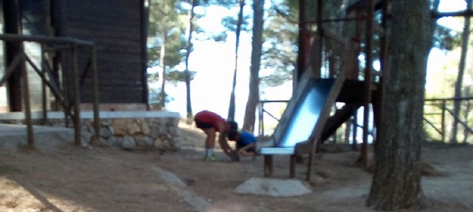 Vandali al parco giochi di Altofonte