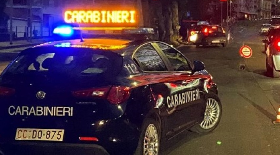 Evade dai domiciliari per comprare la bici