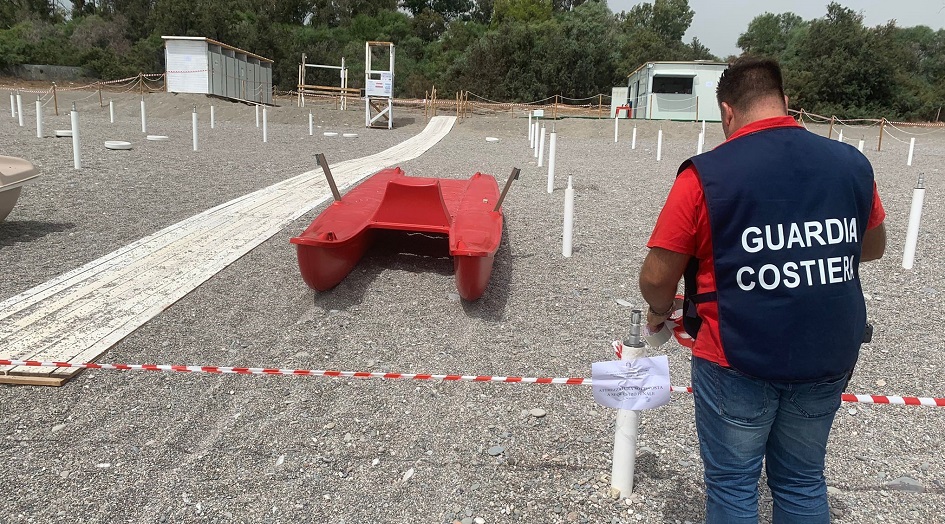 Sequestrato lido nel Catanese