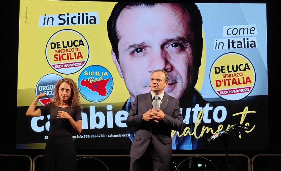 Cateno De Luca avvia la campagna elettorale