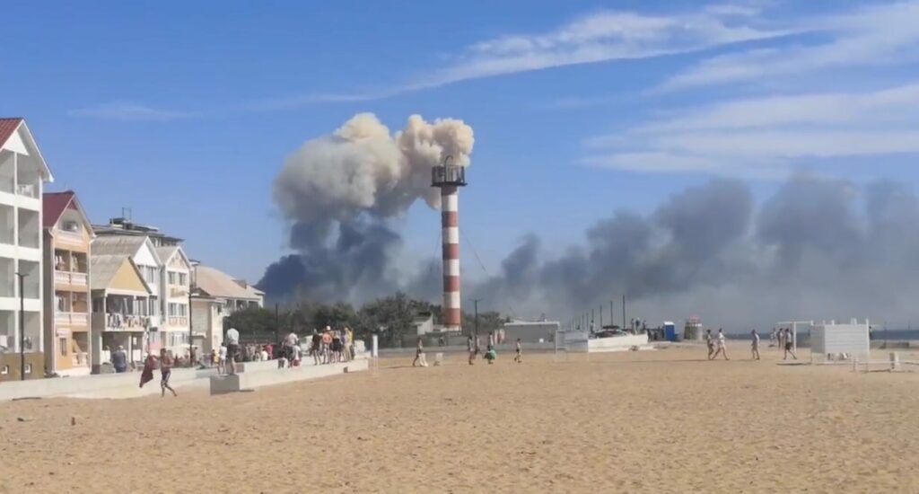 Esplosioni in Crimea.