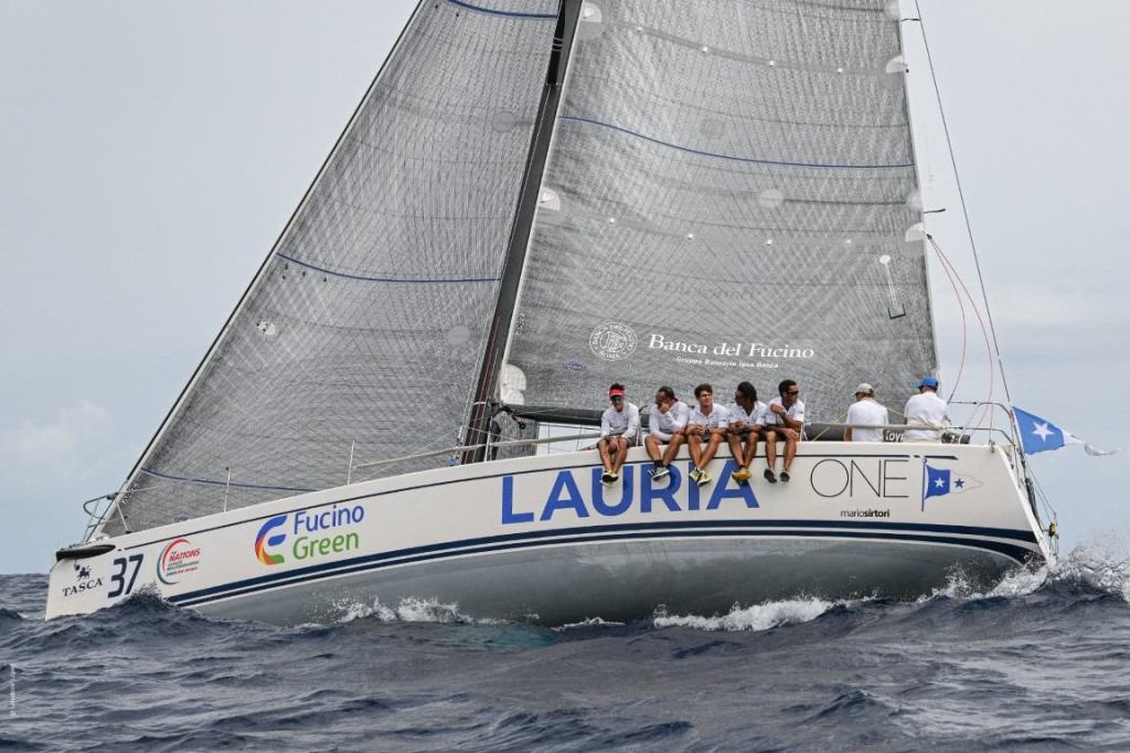 Spirit of Nerina, la barca del Lauria, si ritira alla Palermo-Montecarlo 2022