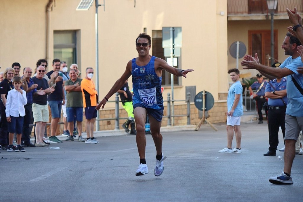 Mario Piraino vince l'edizione 44 del Trofeo Ss Crocifisso a Montemaggiore Belsito