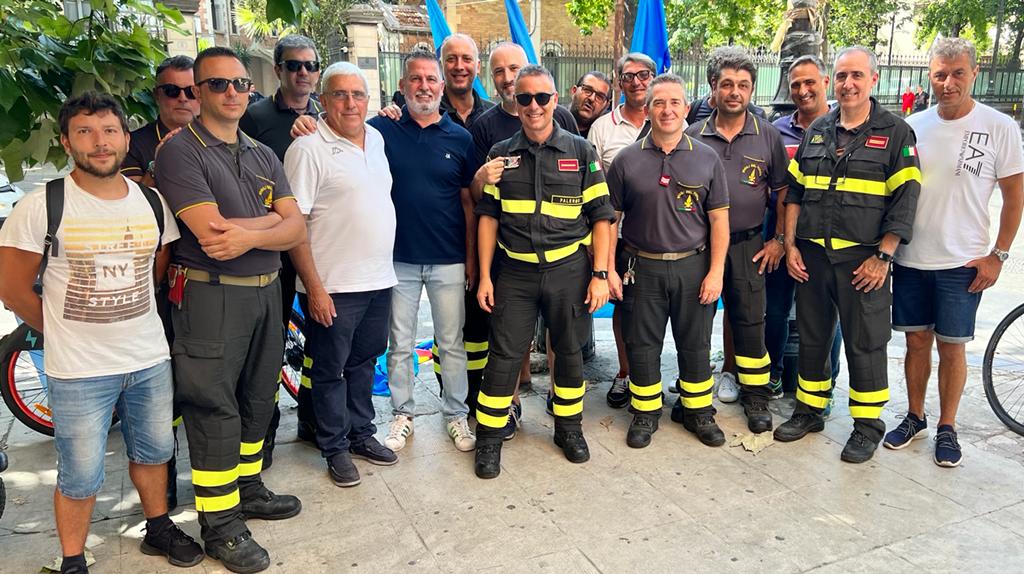 protesta dei vigili del fuoco