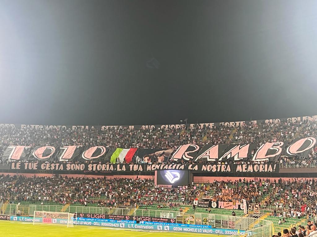 palermo-genoa, striscione curva nord per Totò Rambo