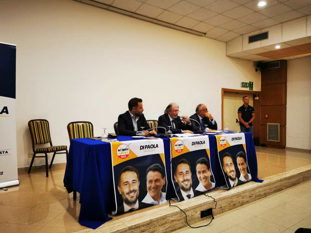 Elezioni, Roberto Scarpinato presenta la sua candidatura per il Senato con il M5S