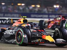 Perez vince Gp Singapore, sul podio le Ferrari di Leclerc e Sainz