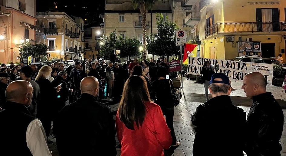 La protesta contro il caro bollette ad Altofonte