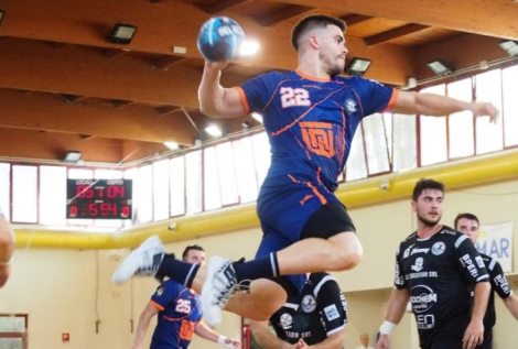 Julian Souto Cueto, Albatro