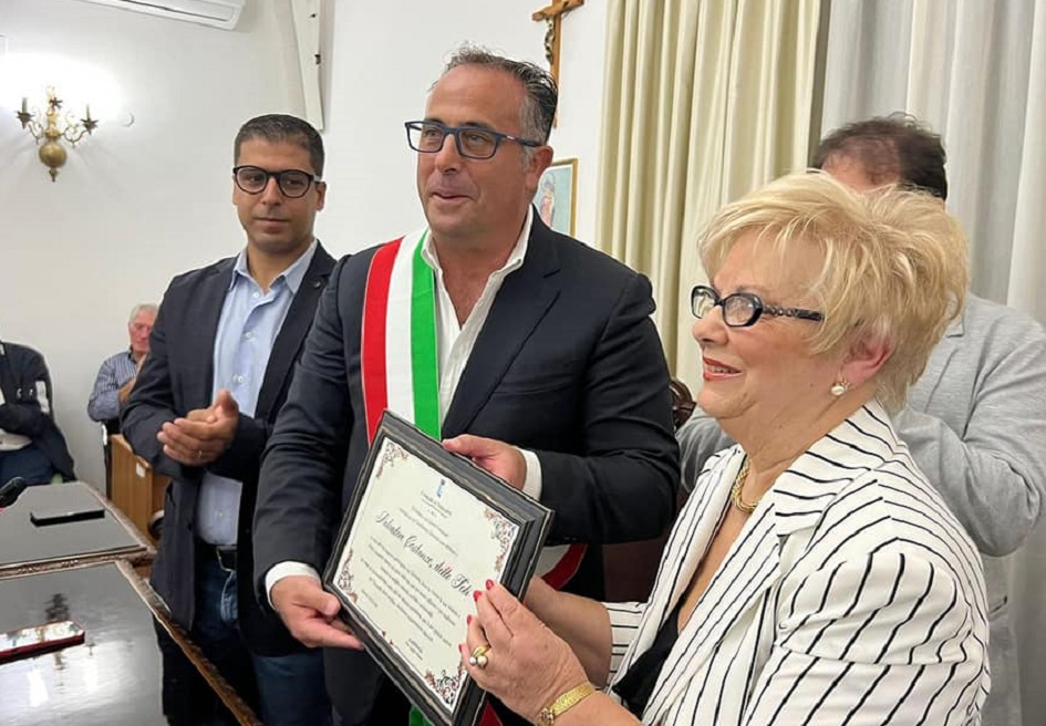 Conferita cittadinanza onoraria a Toti Costanzo