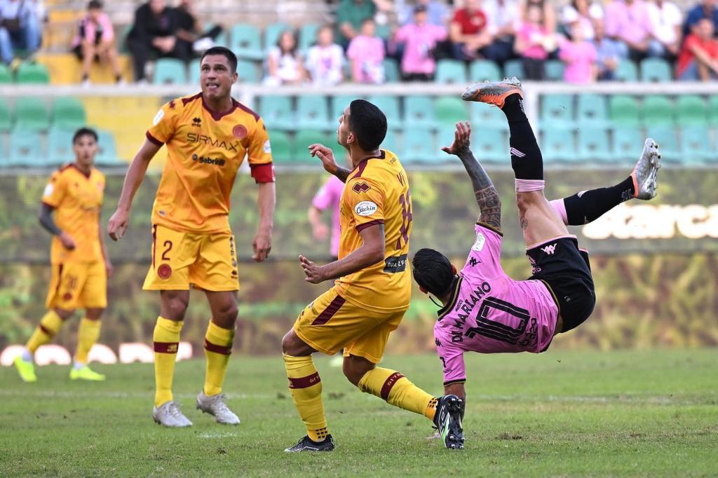 Palermo-Cittadella, Di Mariano in acrobazia