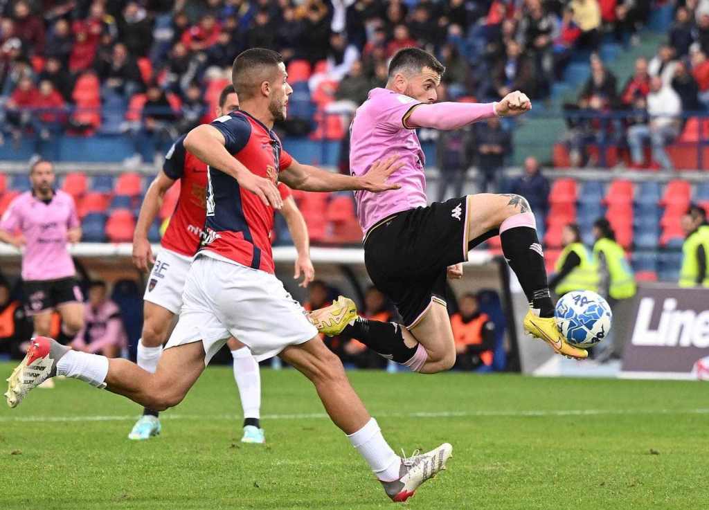 Cosenza-Palermo, Brunori porta in vantaggio momentaneamente i rosanero