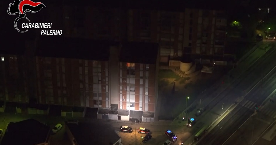 Le intercettazioni sui tanti soldi col traffico di droga del clan Palermitano nell'operazione gold green