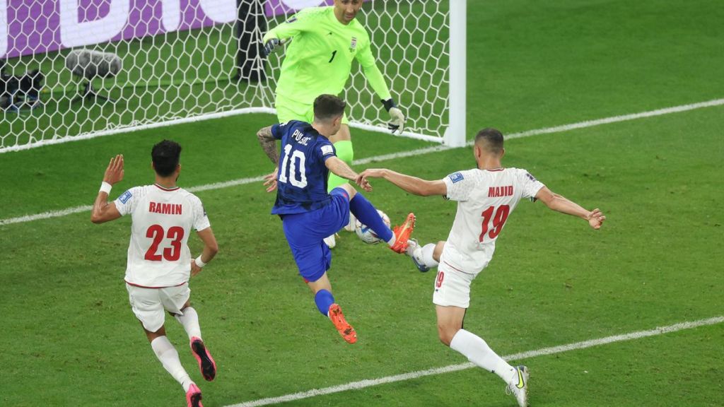 Pulisic segna il gol vittoria degli Usa sull'Iran ai Mondiali di Qatar 2022