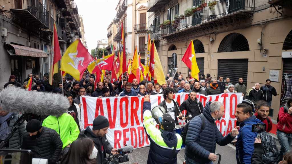 Manifestazione percettori reddito di cittadinaza, Palermo