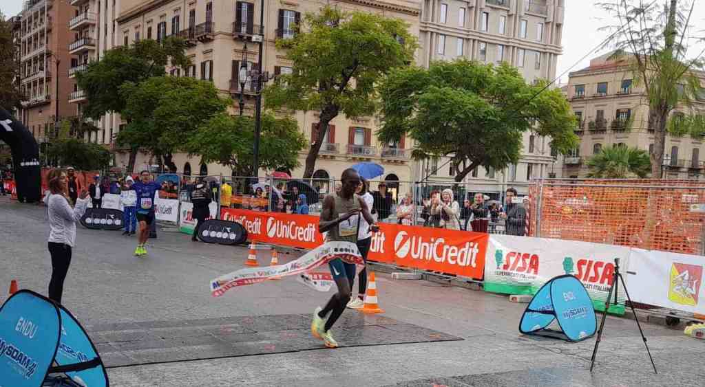 XXVII Maratona Palermo, Fredrik Kipkosgei Kiptoo vince per la seconda volta di fila
