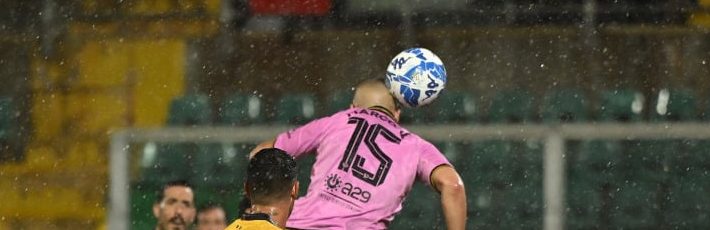 Ivan Marconi segna il gol decisivo in Palermo-Parma 1-0, serie B 2022-2023