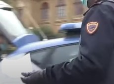 Poliziotto libero dal servizio sventa una rapina a Palermo, ferito alla testa