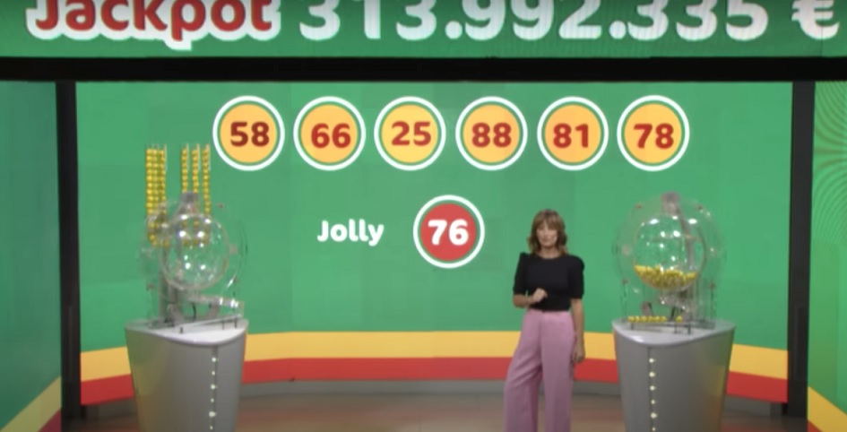 L'estrazione del superenalotto con due schedine vincenti in Sicilia