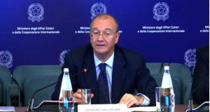 Un proiettile calibro 7,65 e una lettera: la busta spedita da Salerno al ministro Valditara