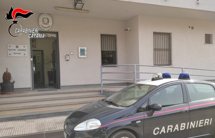 Ladro d'auto arrestato due volte in 10 giorni dai carabinieri a Mascali